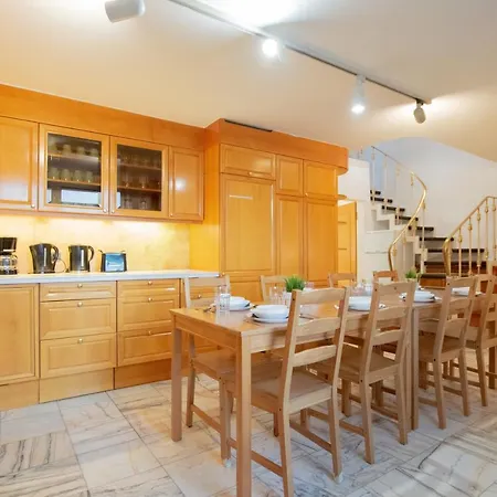 Apartment Central City Villa