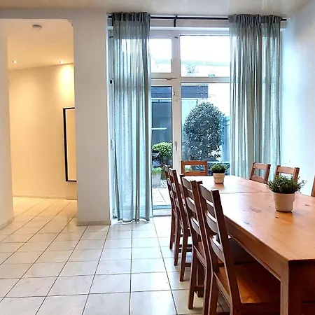 Appartamento Central City Villa *