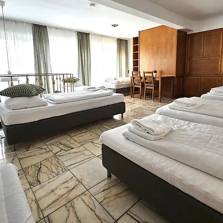 Central City Villa * 노이스