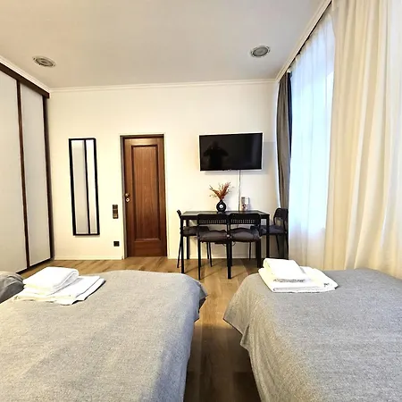 Central City Villa ניאוס